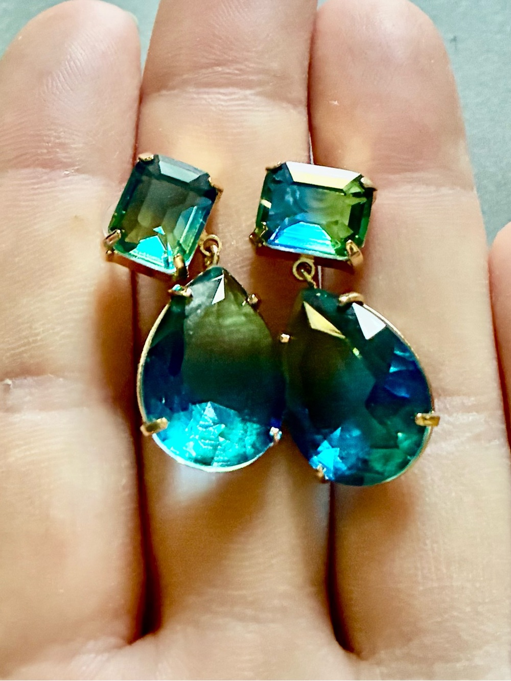 🐛 Gold-Tone Drop Earrings with Blue-Green Teardrop and Square Faceted Beads